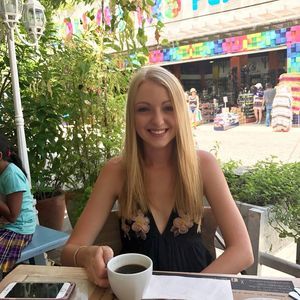 Meet your Posher, Hannah